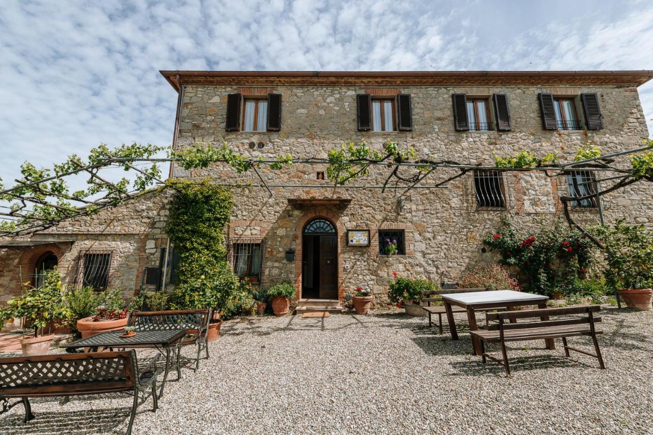 Borgo Villa A Sesta San Gusme Exteriér fotografie