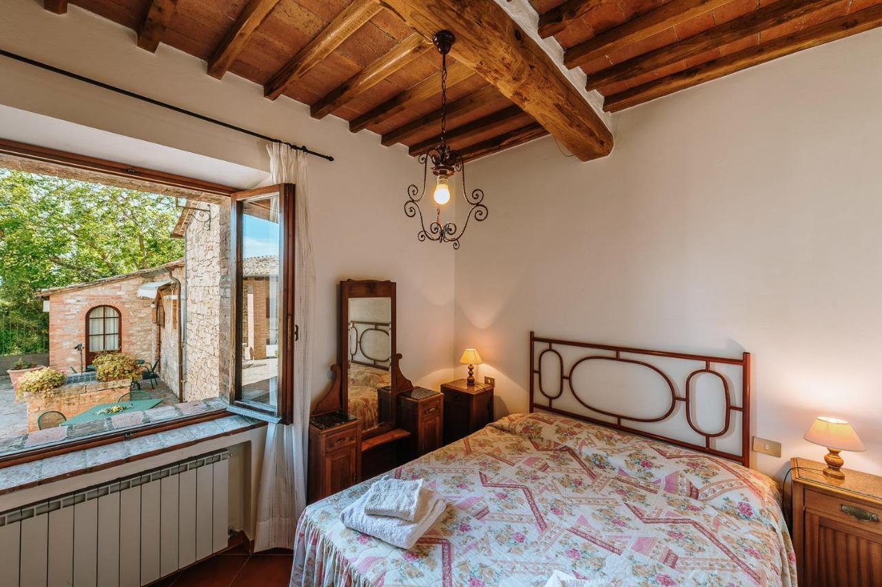 Borgo Villa A Sesta San Gusme Exteriér fotografie