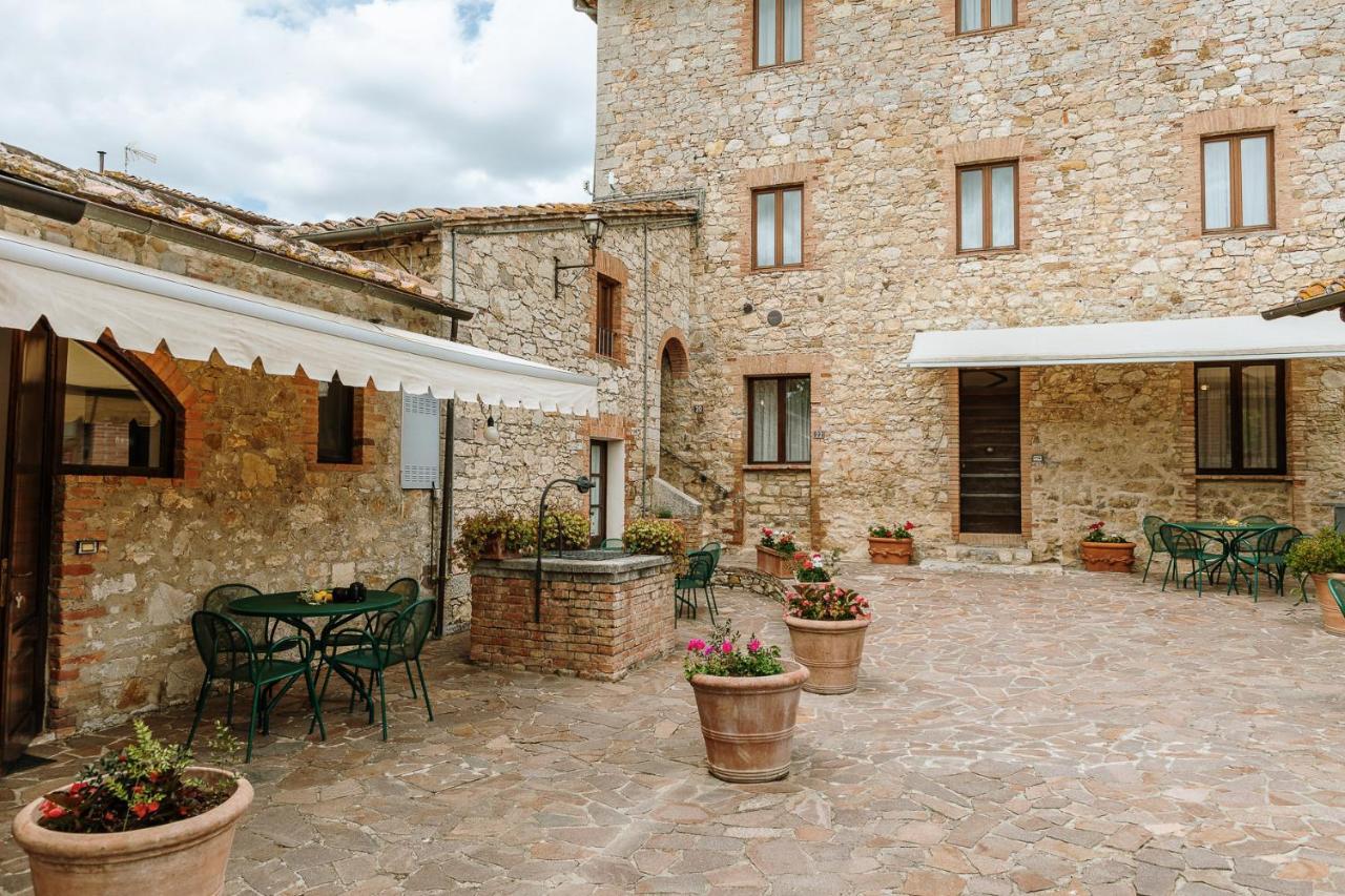 Borgo Villa A Sesta San Gusme Exteriér fotografie