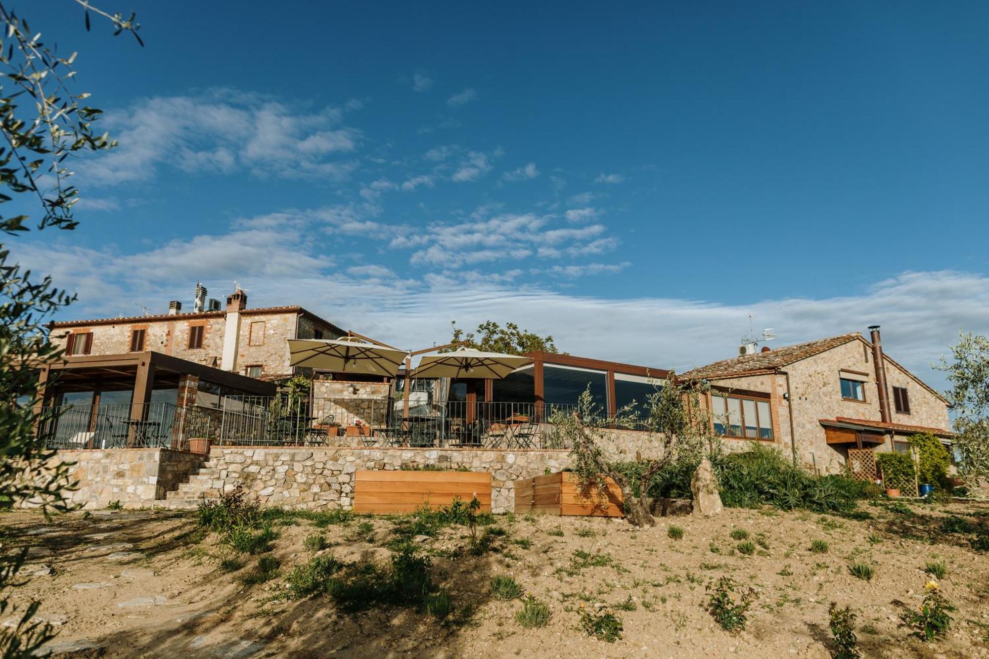 Borgo Villa A Sesta San Gusme Exteriér fotografie